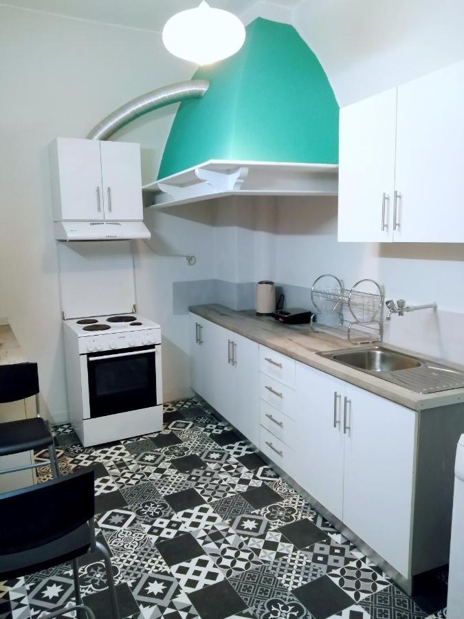 Downtown Apartment Солун Екстериор снимка